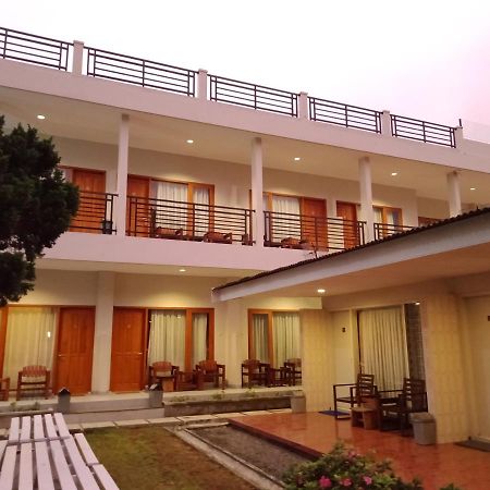 Hotel Pondok Asri Tawangmangu Exterior foto