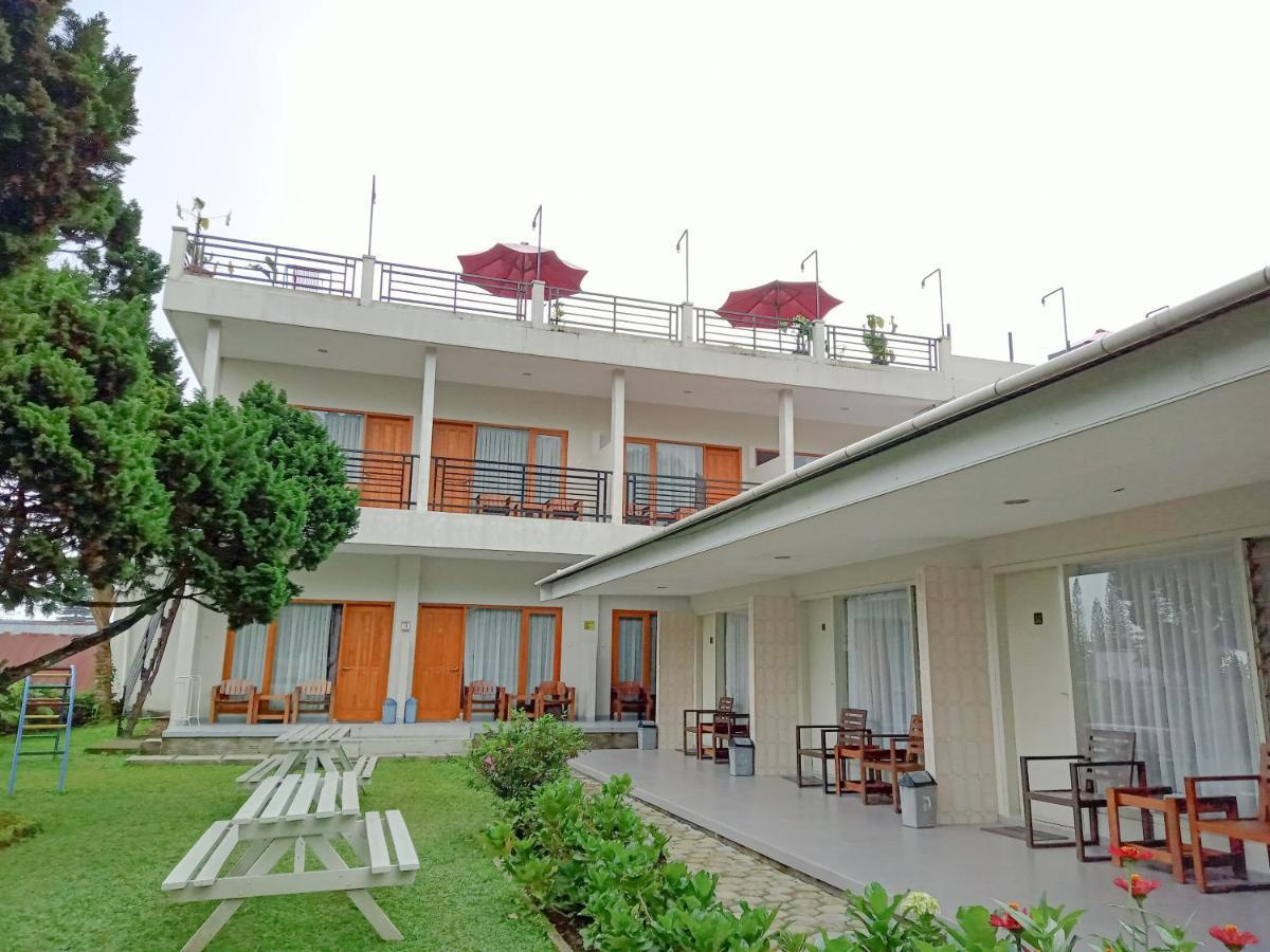 Hotel Pondok Asri Tawangmangu Exterior foto